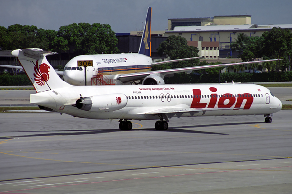 LION MD80 SIN RF 1805 16.jpg