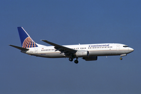 CONTINENTAL BOEING 737 800 NRT RF 1824 29.jpg