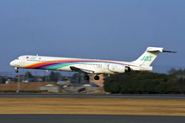 JAPAN AIR SYSTEM JAL MD90 NGO RF 1822 22.jpg