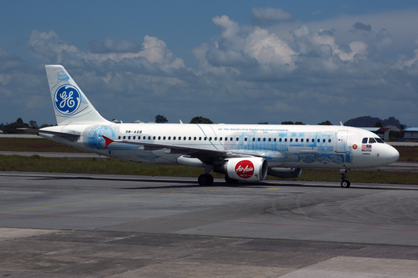 AIR_ASIA_AIRBUS_A320_KCH_RF_5K5A1251.jpg