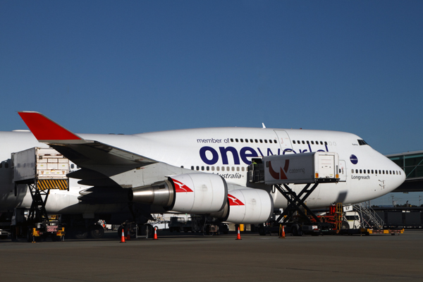 QANTAS_BOEING_747_400ER_BNE_RF_IMG_8832.jpg