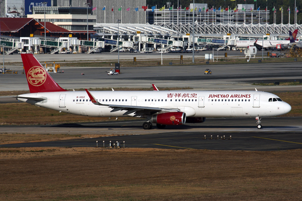 JUNEYAO_AIRLINES_AIRBUS_A321_SYX_RF_5K5A9324.jpg