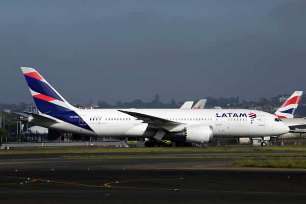 LATAM_BOEING_787_8_SYD_RF_5K5A9988.jpg