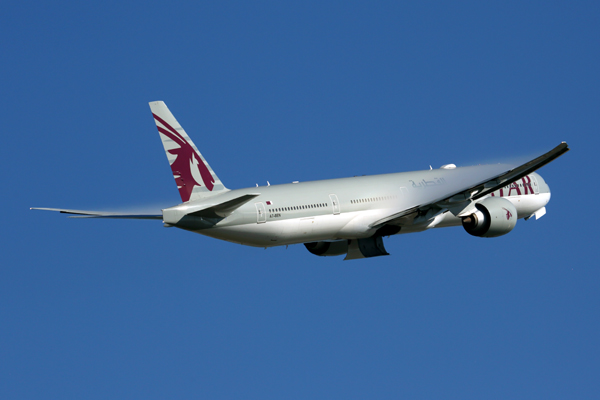 QATAR_BOEING_777_300ER_SYD_RF_5K5A0043.jpg