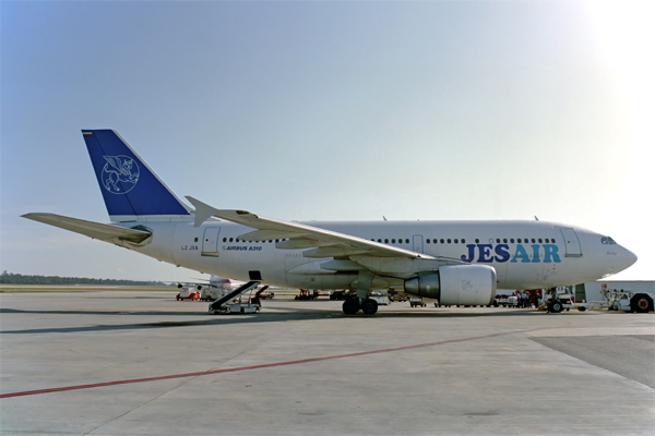 JESAIR_AIRBUS_A310_300_MEL_RF_495_3.jpg