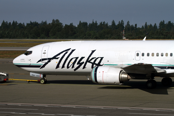 ALASKA_BOEING_737_400M_SEA_RF_IMG_5286.jpg