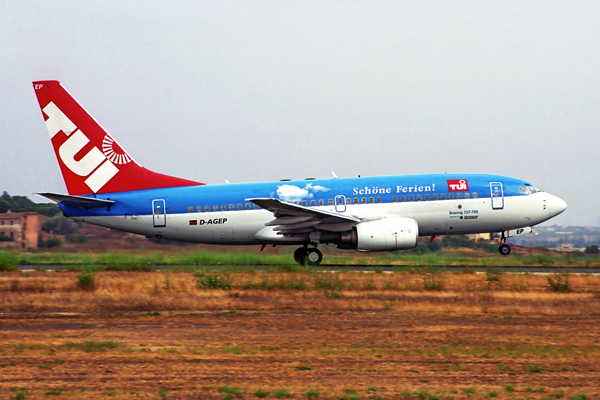 TUI_BOEING_737_700_PMI_RF_1536_14.jpg