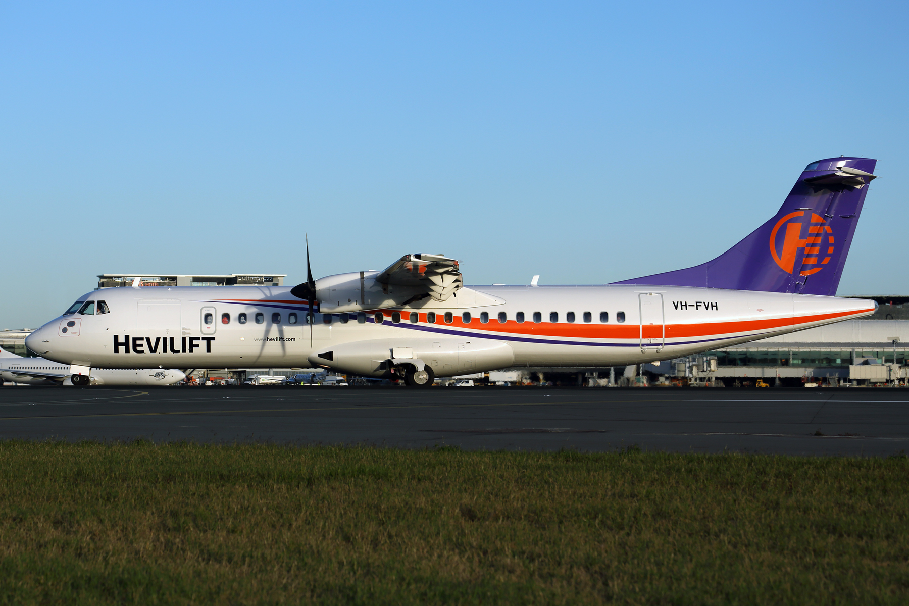HEVILIFT_ATR72_BNE_RF_5K5A0442.jpg
