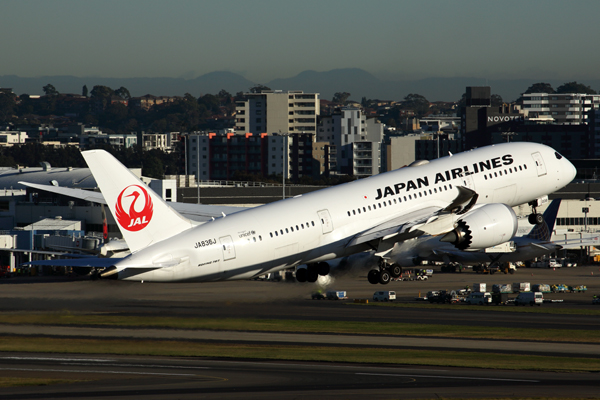 JAPAN_AIRLINES_BOEING_787_8_SYD_RF_5K5A0743.jpg