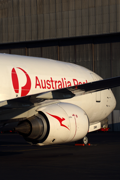 QANTAS_FREIGHT_AUSTRALIA_POST_BOEING_737_400F_HBA_RF_5K5A9576.jpg