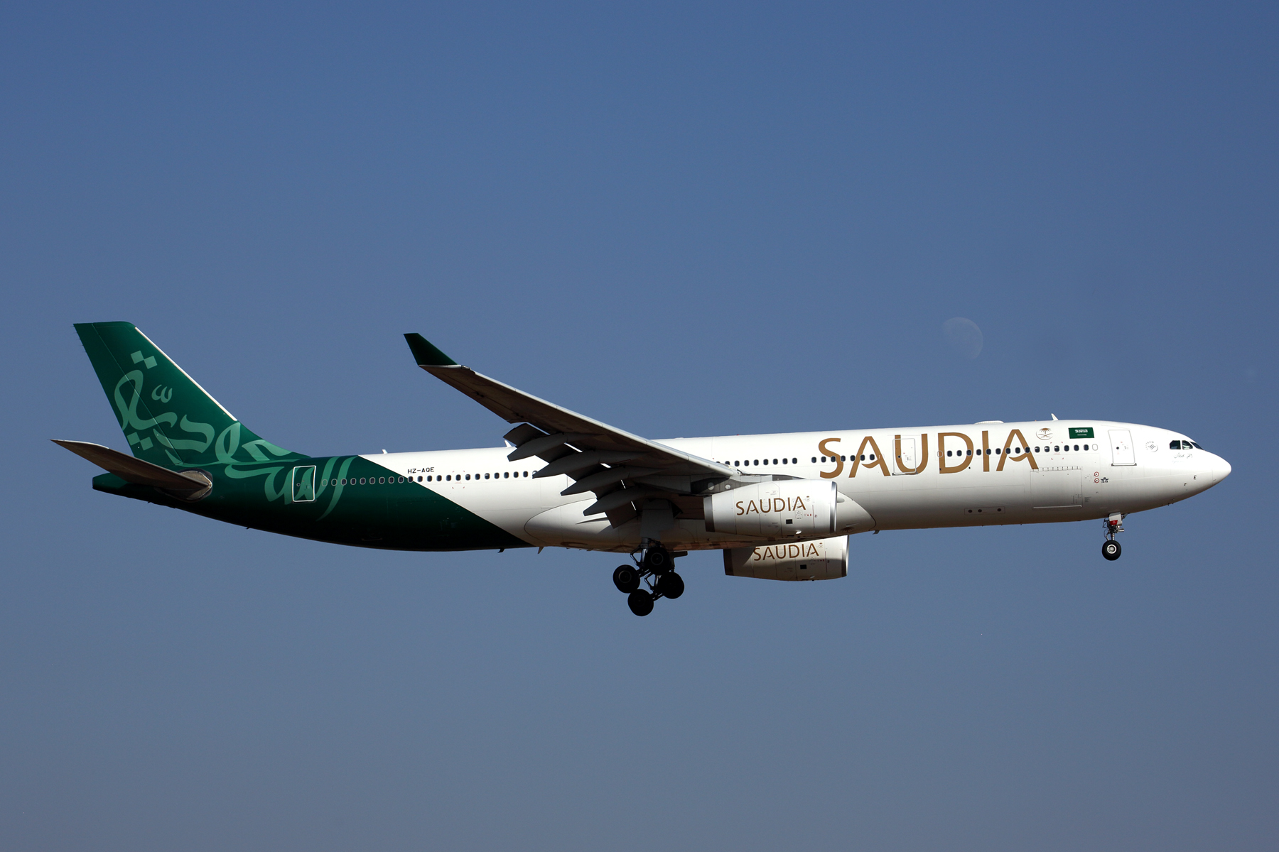 SAUDIA_AIRBUS_A330_300_JNB_RF_5K5A9872.jpg