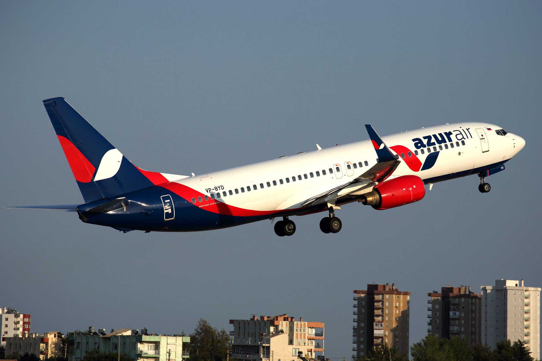 AZUR_AIR_BOEING_737_800_AYT_RF_5K5A1257.jpg