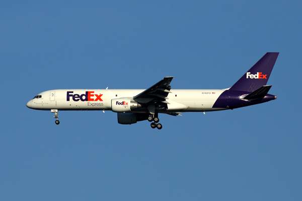 FEDEX_BOEING_757_200F_JFK_RF_5K5A9461.jpg