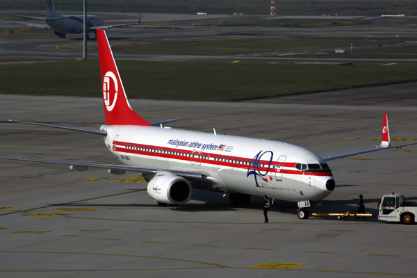 MALAYSIA_AIRLINES_BOEING_737_800_KUL_RF_5K5A0118.jpg