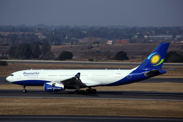 RWANDAIR_AIRBUS_A330_200_JNB_RF_5K5A9935.jpg