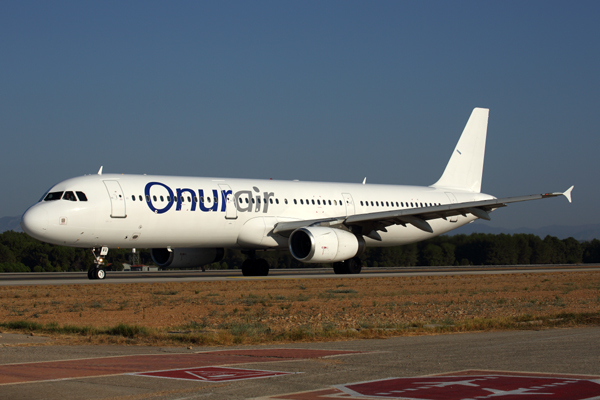 ONUR_AIR_AIRBUS_A321_AYT_RF_5K5A0965.jpg