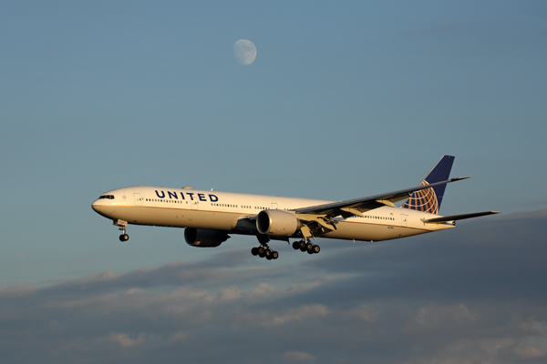 UNITED_BOEING_777_300ER_NRT_RF_5K5A0662.jpg