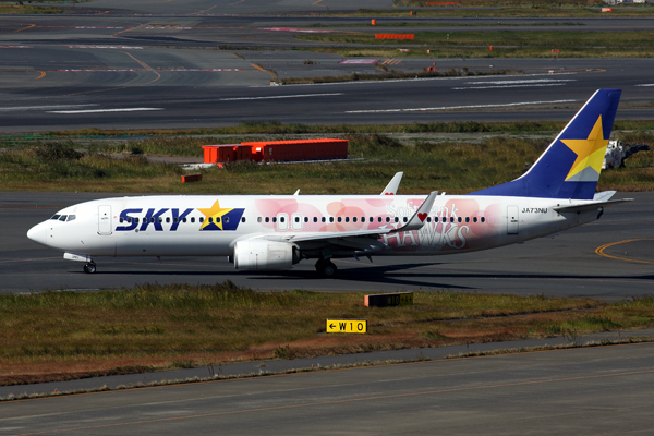 SKYMARK_BOEING_737_800_HND_RF_5K5A0945.jpg