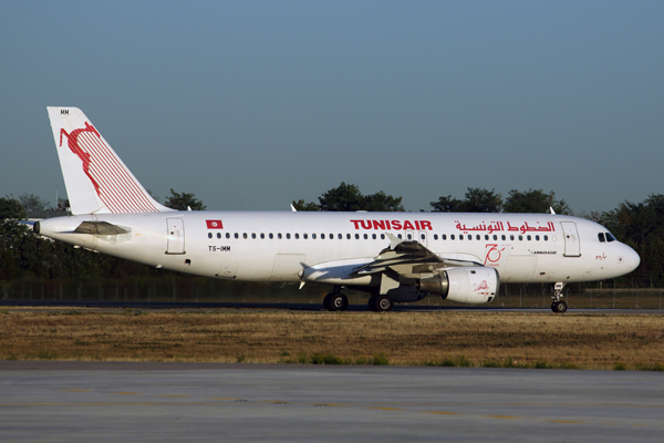 TUNIS_AIR_AIRBUS_A320_ORY_RF_5K5A3871.jpg