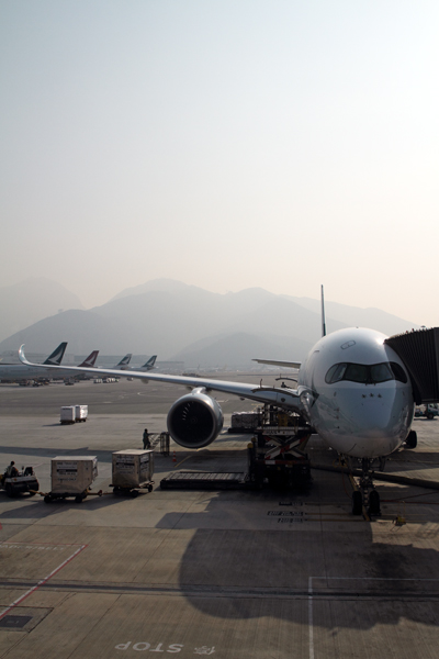 CATHAY_PACIFIC_AIRBUS_A350_900_HKG_RF_IMG_0084.jpg