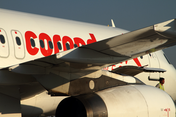 CORENDON_AIRLINES_AIRBUS_A320_AYT_RF_IMG_9841.jpg