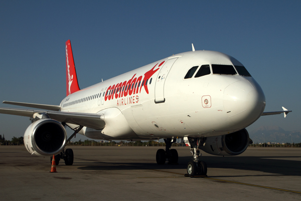 CORENDON_AIRLINES_AIRBUS_A320_AYT_RF_IMG_9645.jpg