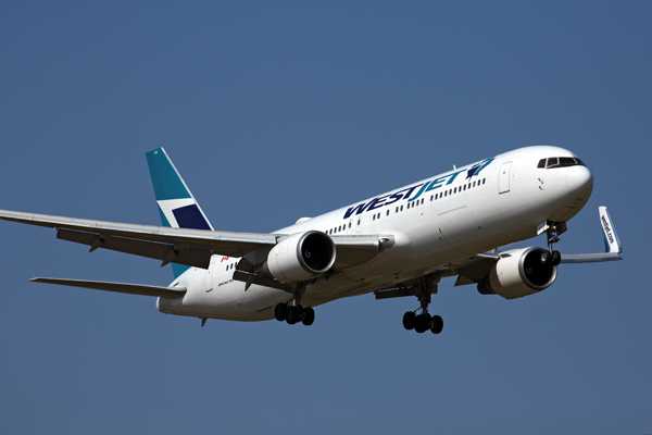 WESTJET_BOEING_767_300_LGW_RF_5K5A0517.jpg