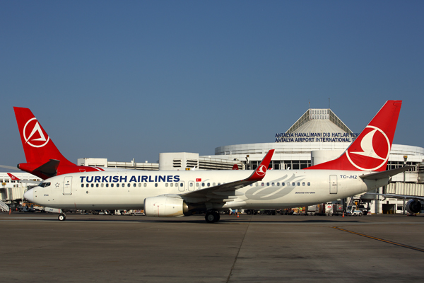 TURKISH_AIRLINES_ATLAS_GLOBAL_AIRCRAFT_AYT_RF_5K5A1186.jpg