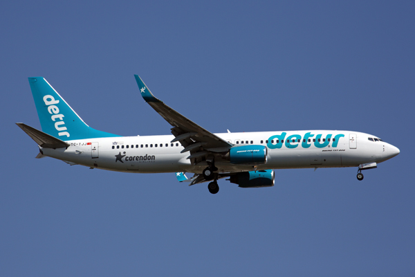 DETUR_BOEING_737_800_AYT_RF_5K5A2206.jpg