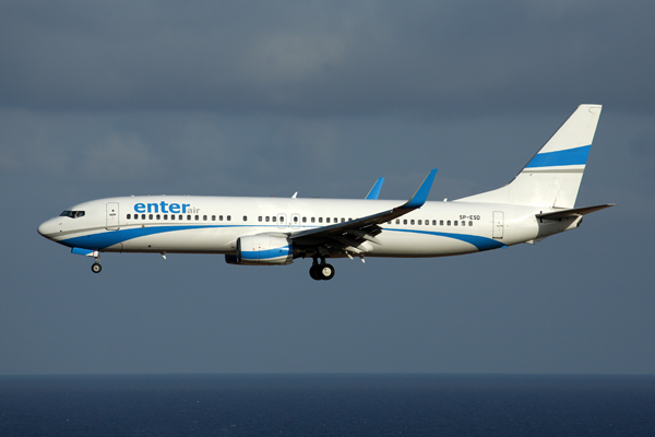 ENTER_AIR_BOEING_737_800_LPA_RF_5K5A3352.jpg