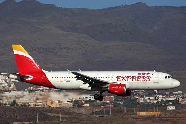 IBERIA_EXPRESS_AIRBUS_A320_LPA_RF_5K5A3408.jpg