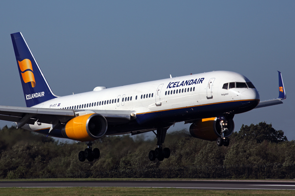 ICELANDAIR_BOEING_757_200_MAN_RF_5K5A4301.jpg