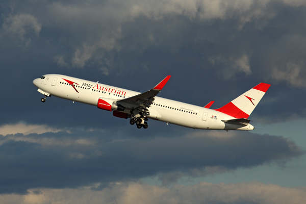 AUSTRIAN_BOEING_767_300_JFK_RF_5K5A4484.jpg