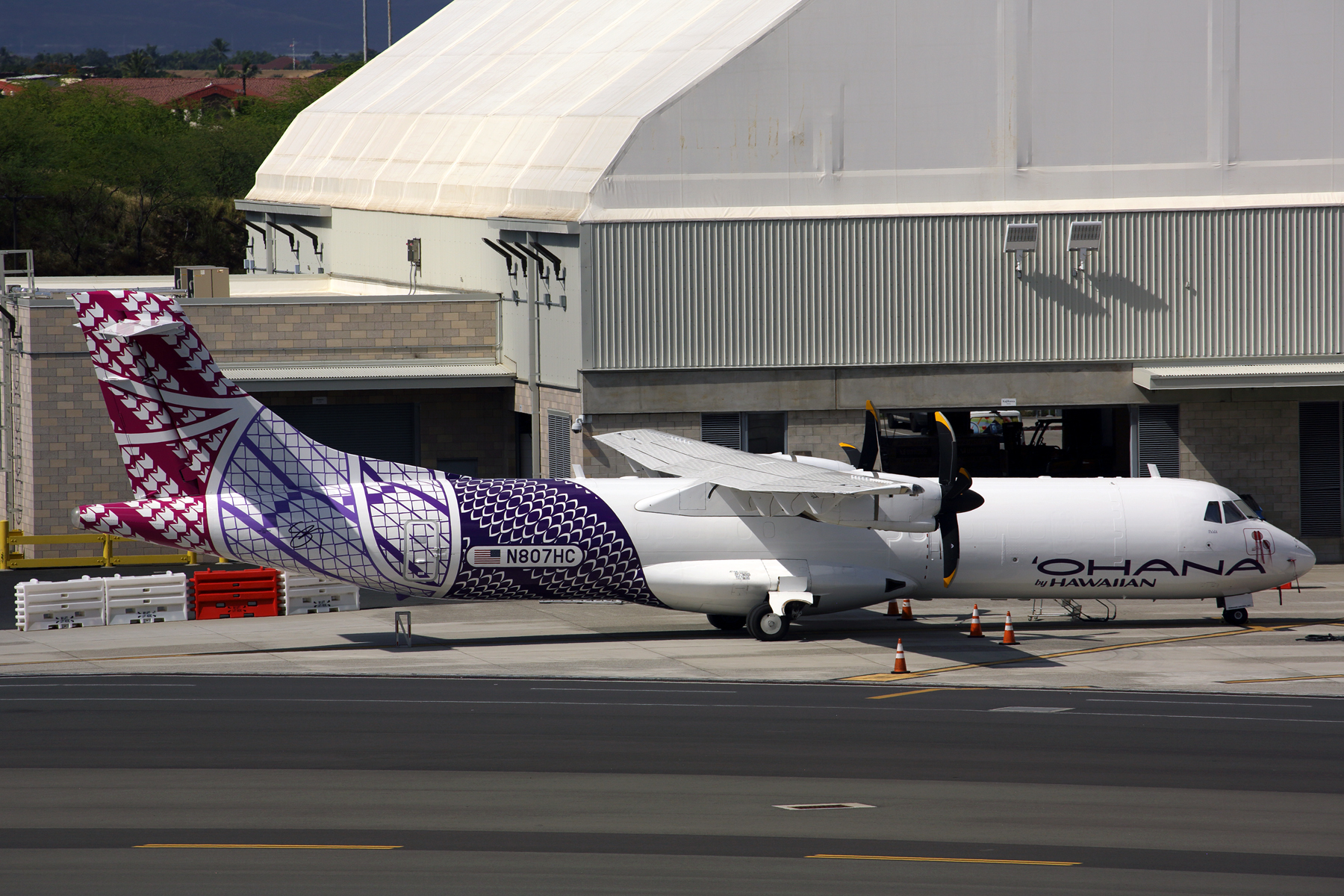 OHANA_ATR72F_HNL_RF_5K5A4492.jpg