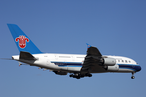 CHINA_SOUTHERN_AIRBUS_A380_MEL_RF_5K5A4696.jpg