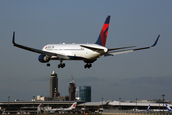 DELTA_BOEING_767_300_NRT_RF_5K5A1384.jpg