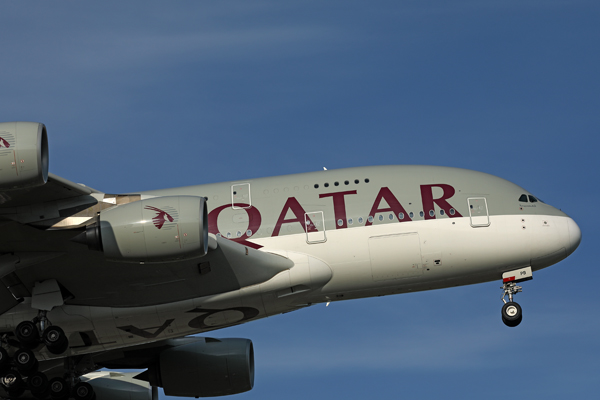 QATAR AIRBUS A380 MEL RF 002A6564.jpg