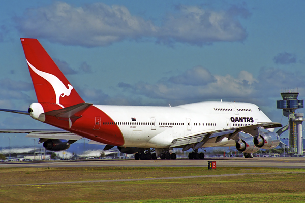 QANTAS BOEING 747 300 SYD RF 1577 18.jpg