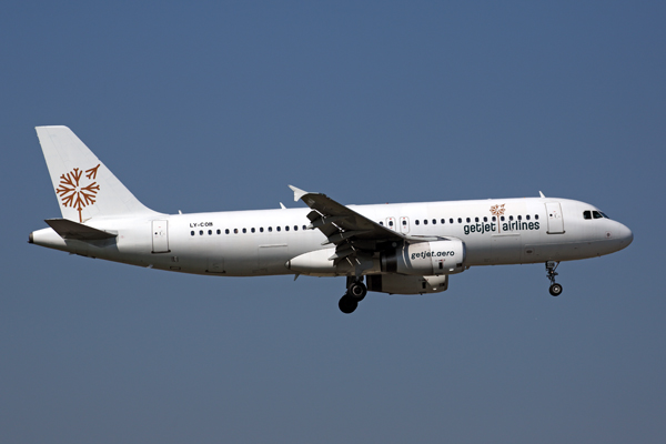 GETJET AIRLINES AIRBUS A320 LGW RF 5K5A0575.jpg