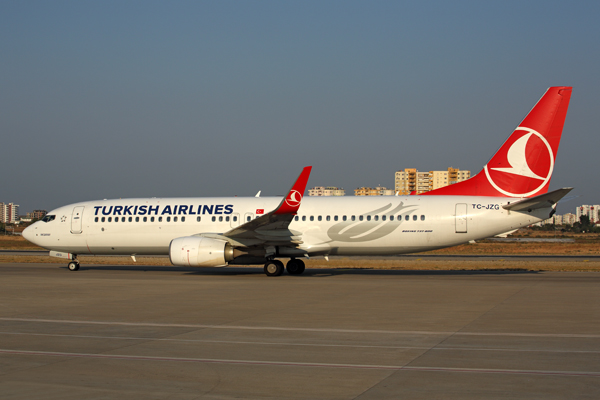 TURKISH AIRLINES BOEING 737 800 AYT RF 5K5A2017.jpg