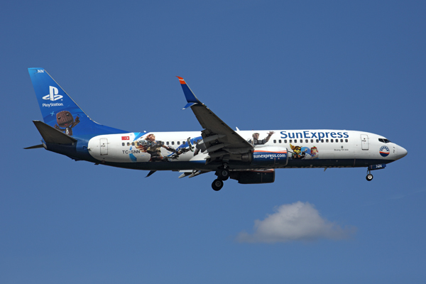 SUN EXPRESS BOEING 737 800 FRA RF 5K5A2588.jpg