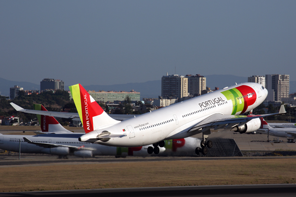 TAP AIR PORTUGAL AIRBUS A330 200 LSI RF 5K5A2901.jpg