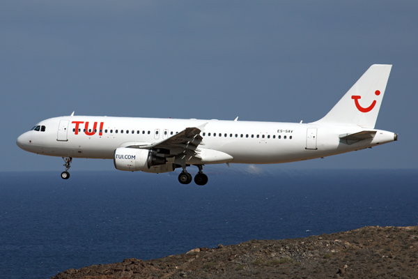 TUI AIRBUS A320 LPA RF 5K5A3265.jpg