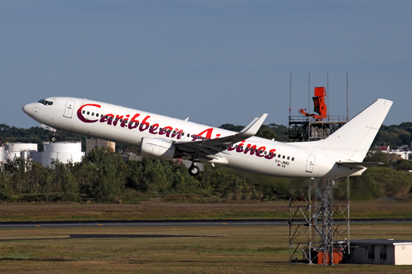 CARIBBEAN AIRLINES BOEING 737 800 JFK RF 5K5A4416.jpg