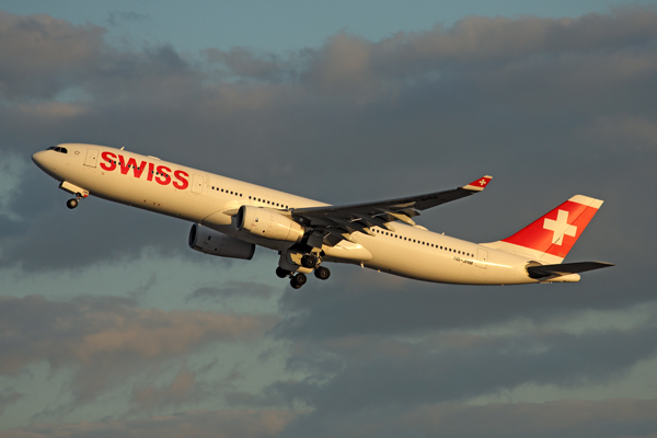 SWISS AIRBUS A330 300 JFK RF 5K5A4519.jpg