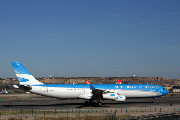 AEROLINEAS ARGENTINAS AIRBUS A340 300 MAD RF 5K5A9899.jpg