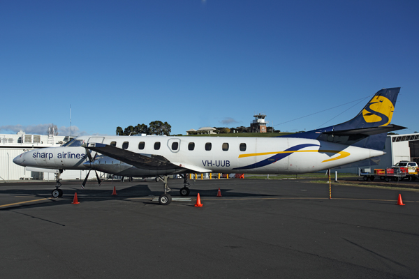 SHARP AIRLINES METROLINER HBA RF 5K5A4916.jpg