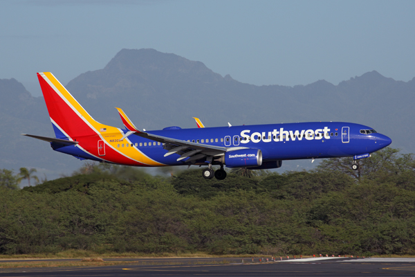 SOUTHWEST BOEING 737 800 HNL RF 5K5A4471.jpg