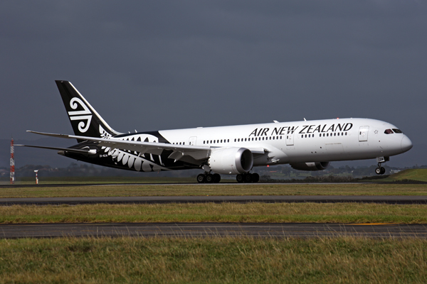 AIR NEW ZEALAND BOEING 787 9 AKL RF 5K5A9216.jpg