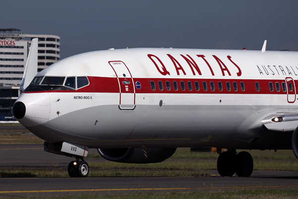 QANTAS BOEING 737 800 SYD RF 002A7155.jpg